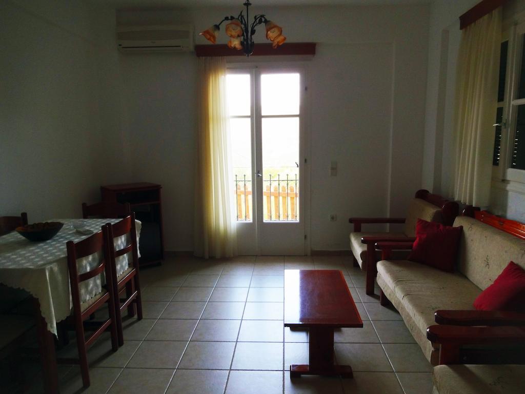 Iriana Village Inn Stavros  Phòng bức ảnh