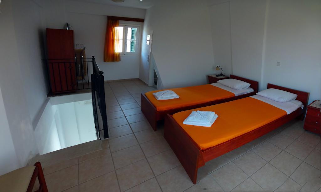 Iriana Village Inn Stavros  Phòng bức ảnh