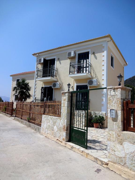 Iriana Village Inn Stavros  Phòng bức ảnh